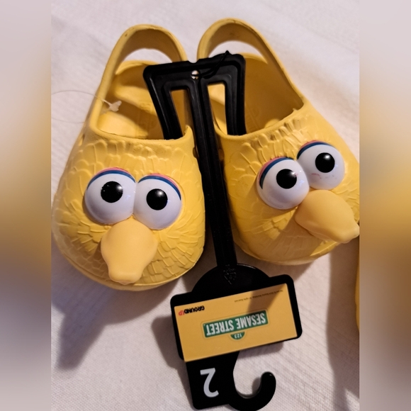 Sesame Street toddler foam sandals, pick size 2, 3, or 4 NWT - Picture 4 of 9